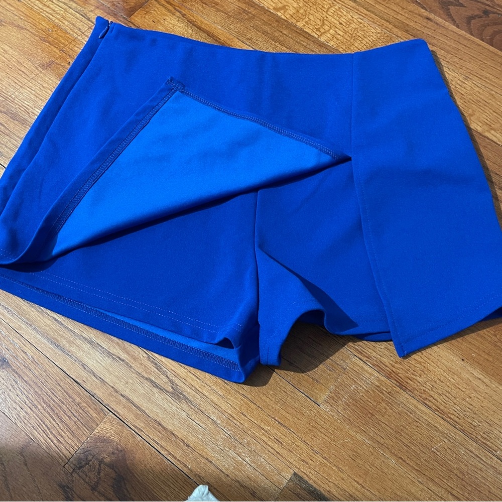 SALE 4/$20 SHEIN Bright Royal Cobalt Blue Asymmetrical Wrap Mini Skort Large - Picture 2 of 7